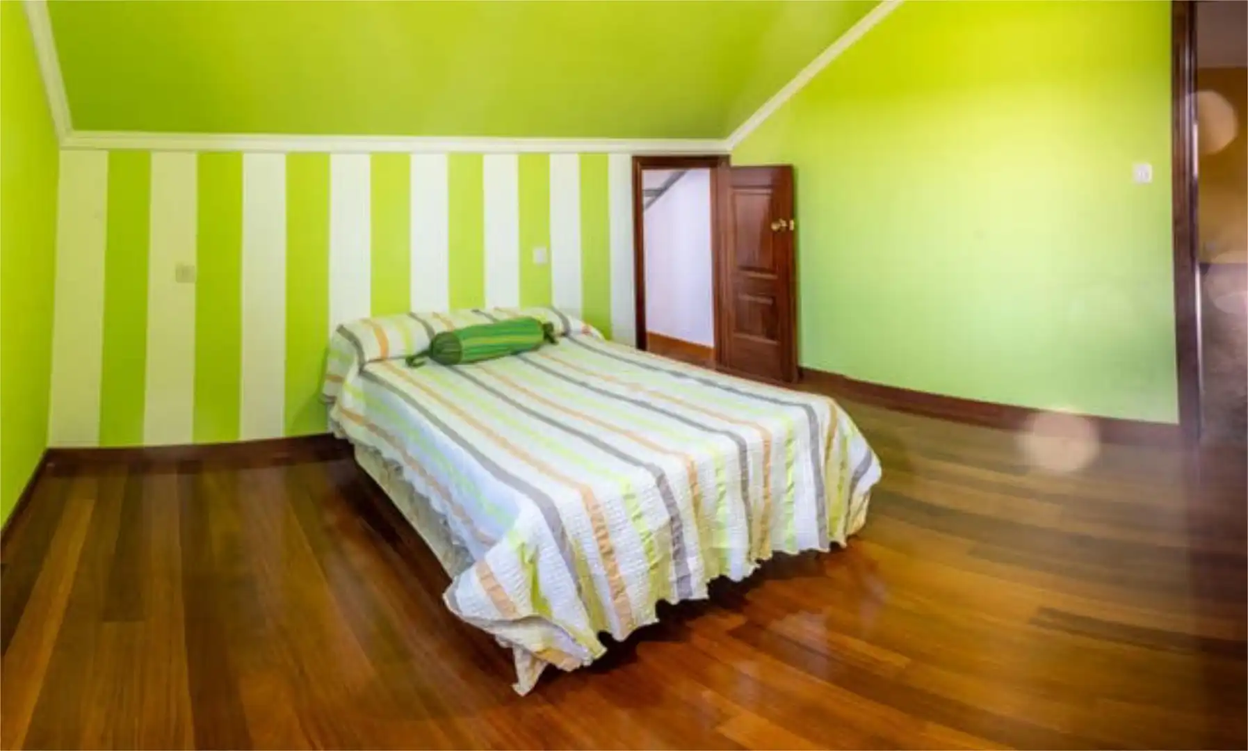 Casa adosada en venta en Outeiro de Rei Habitación de Casa adosada en venta en Outeiro de Rei con Calefacción, Jardín privado y Trastero