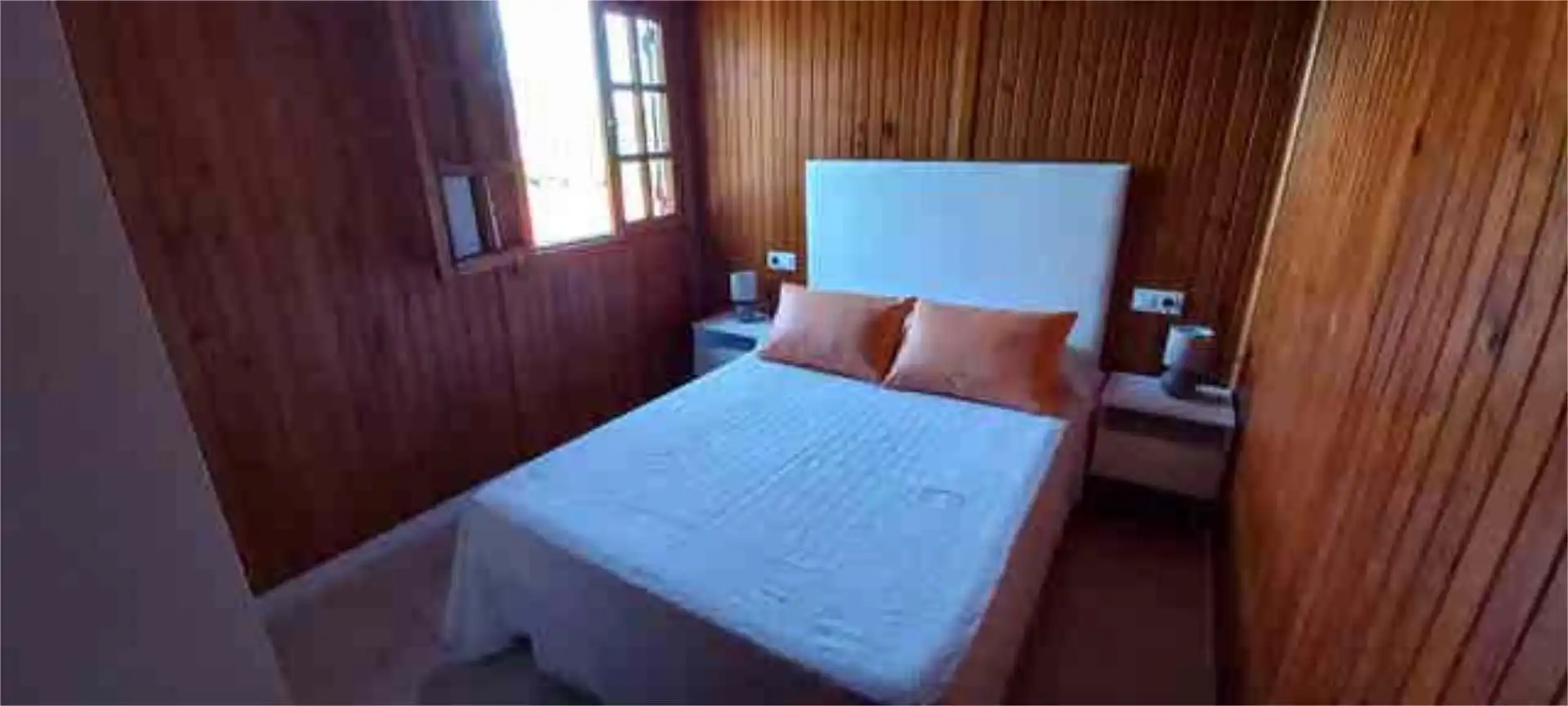 Habitación de Apartamento de alquiler en Cangas 