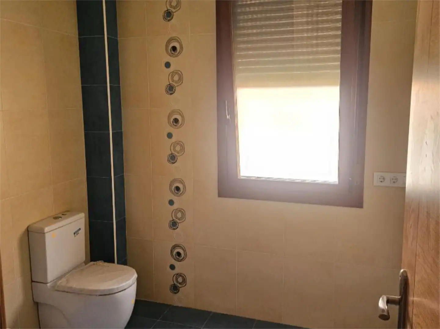 Baño de Piso en venta en Nájera con Calefacción, Jardín privado y Parquet