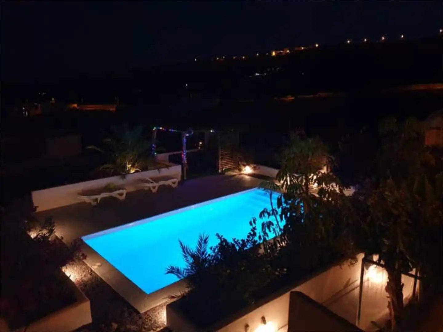 Swimming pool of Houses for sale in Arico  with Terrace and Swimming Pool