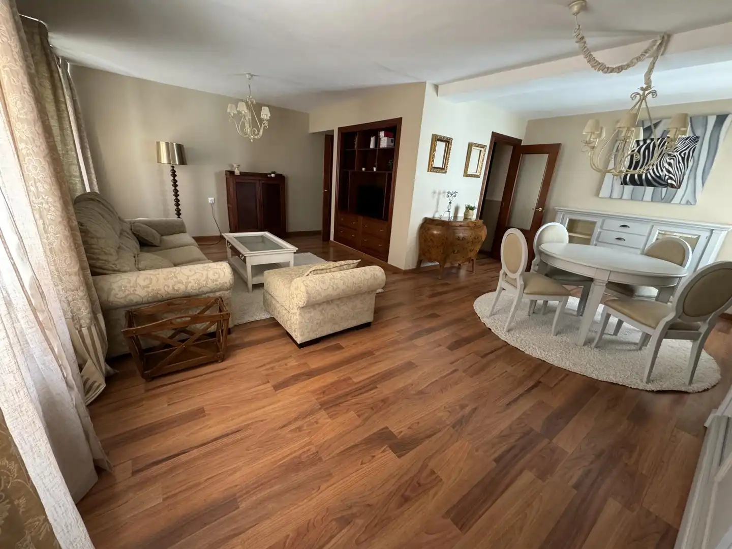 Wohnzimmer von Wohnung zur Miete in León Capital 