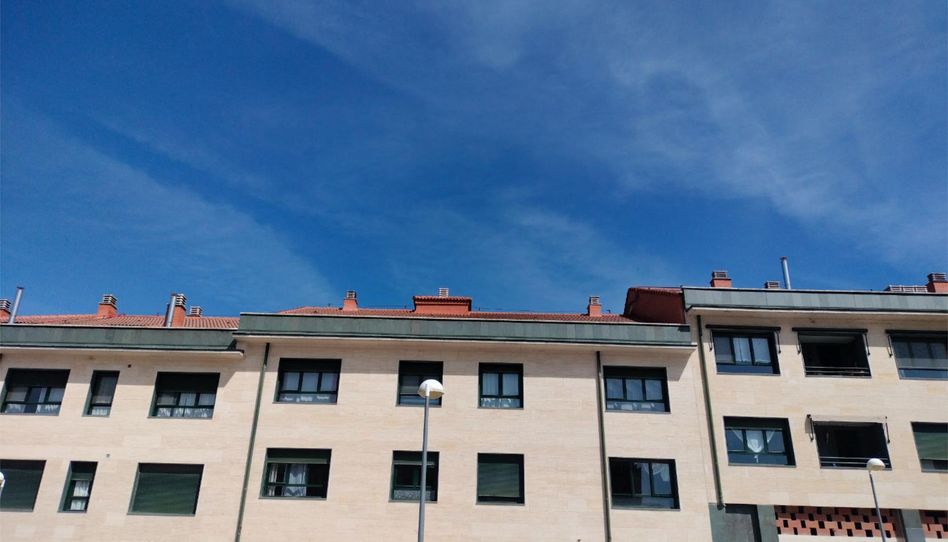 Piso en venta en Calle Gutiérrez Mellado, 10, Tordesillas, Valladolid - imagen 1 Foto 1 de Piso en venta en Calle Gutiérrez Mellado, 10, Tordesillas, Valladolid
