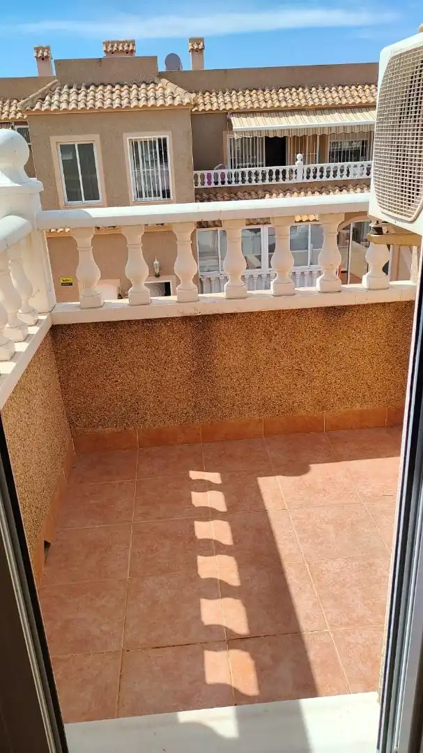 Duplexes for rent in Carrer de Creta, 80, Santa Pola Duplexes for rent in Carrer de Creta, 80, Santa Pola