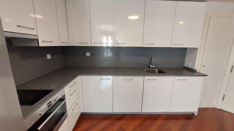 Photo 3 of Flat for rent in Calle de Carlos y Guillermo Fernández Shaw, 1, Adelfas, Madrid Capital