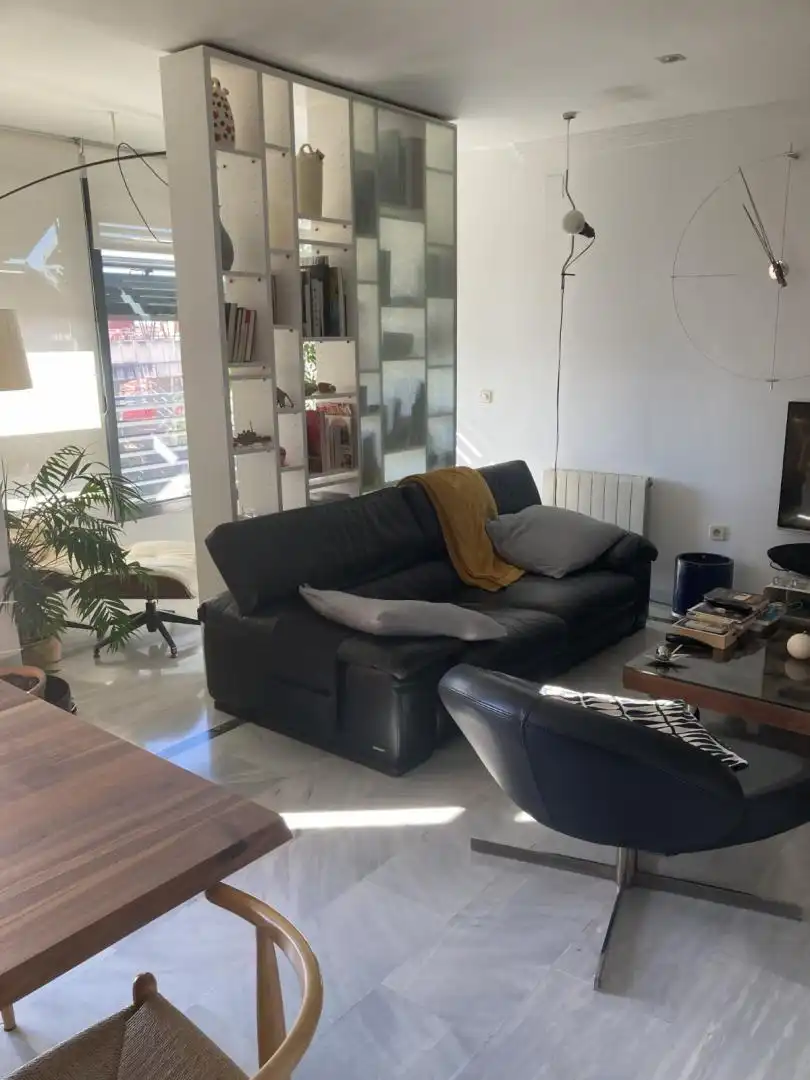 Living room of Flat for sale in  Granada Capital  with Air Conditioner, Heating and Parquet flooring