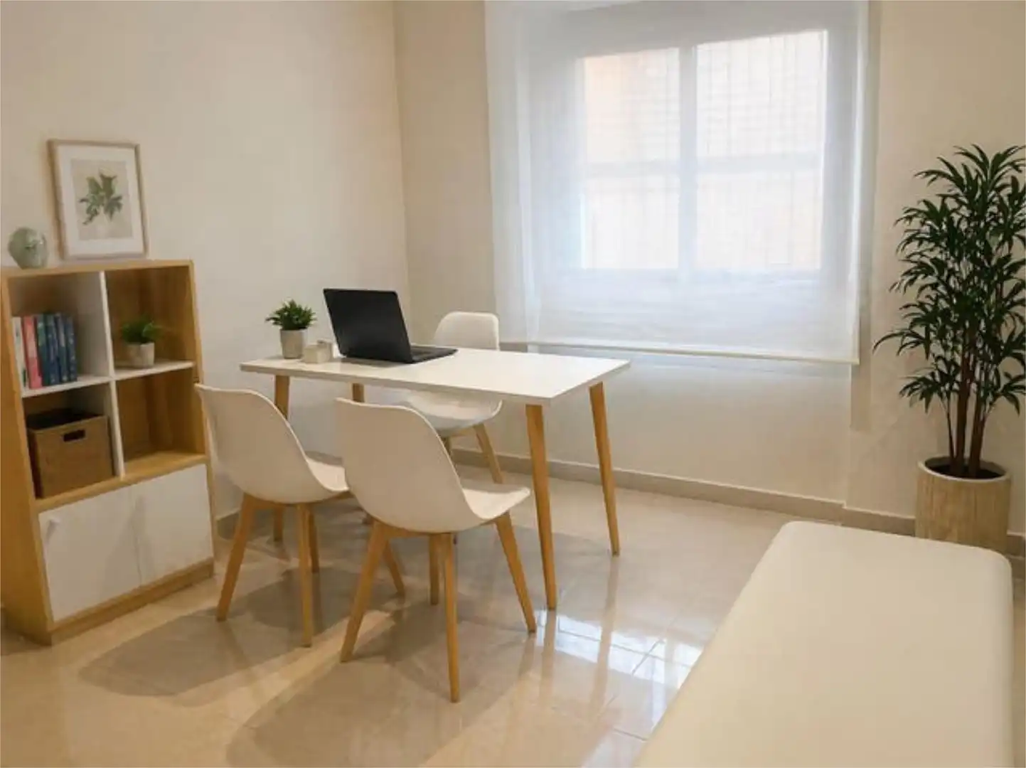 Comedor de Local de alquiler en  Murcia Capital con Aire acondicionado
