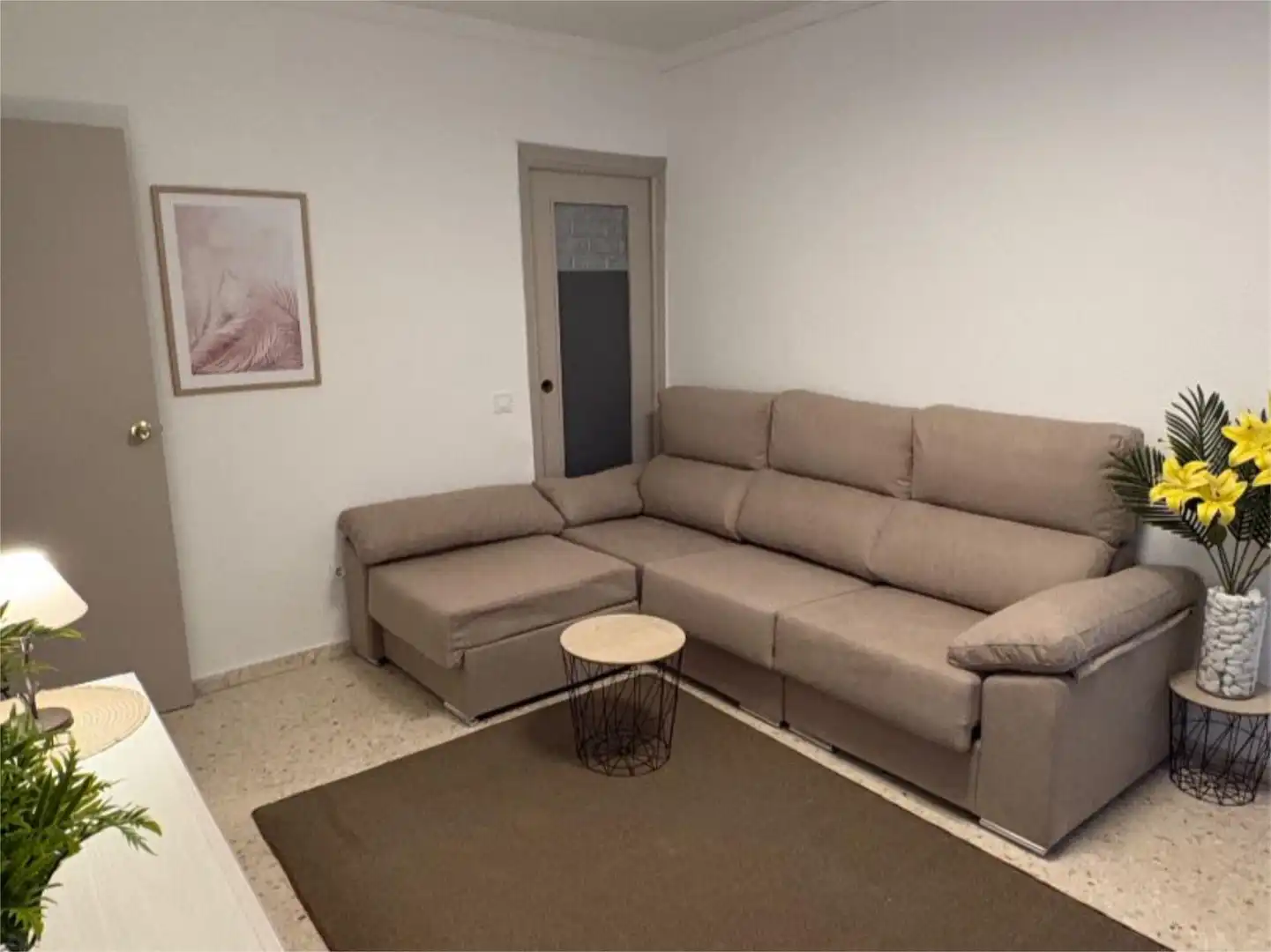 Room in Calle Canarias, 14, La Estación Room in Calle Canarias, 14, La Estación