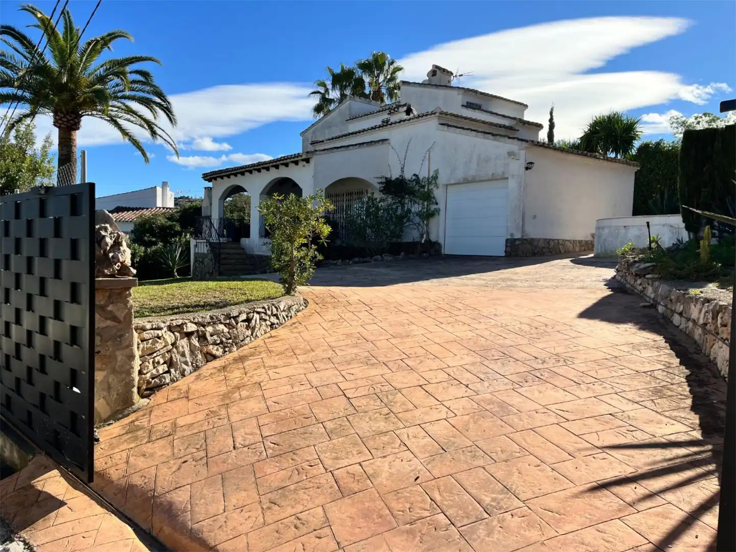 Vista exterior de Casa o chalet en venta en Jávea / Xàbia con Aire acondicionado, Terraza y Piscina