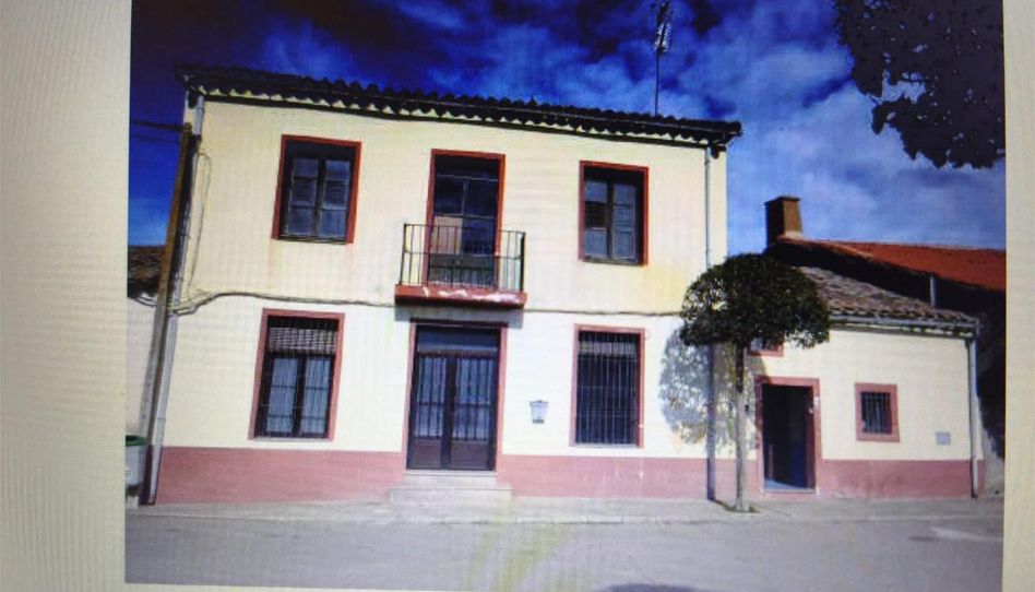 Casa adosada en venda a Calle Rio, 8, Molacillos, Zamora - imatge 1 Foto 1 de Casa adosada en venda a Calle Rio, 8, Molacillos, Zamora