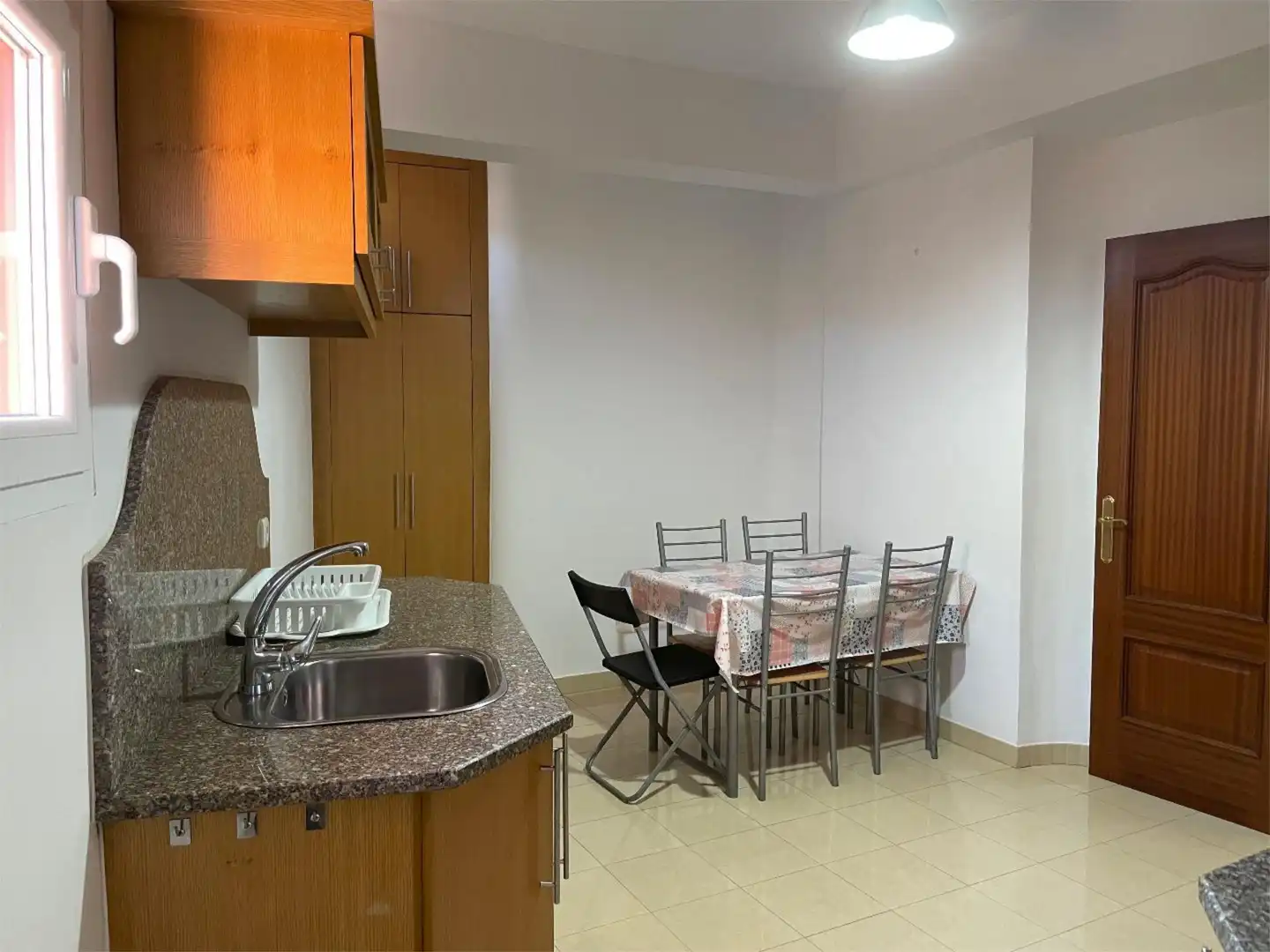 Flat for rent in Rúa Coruña, 3, Noia Kitchen of Flat for rent in Noia with Heating, Terrace and Storage room