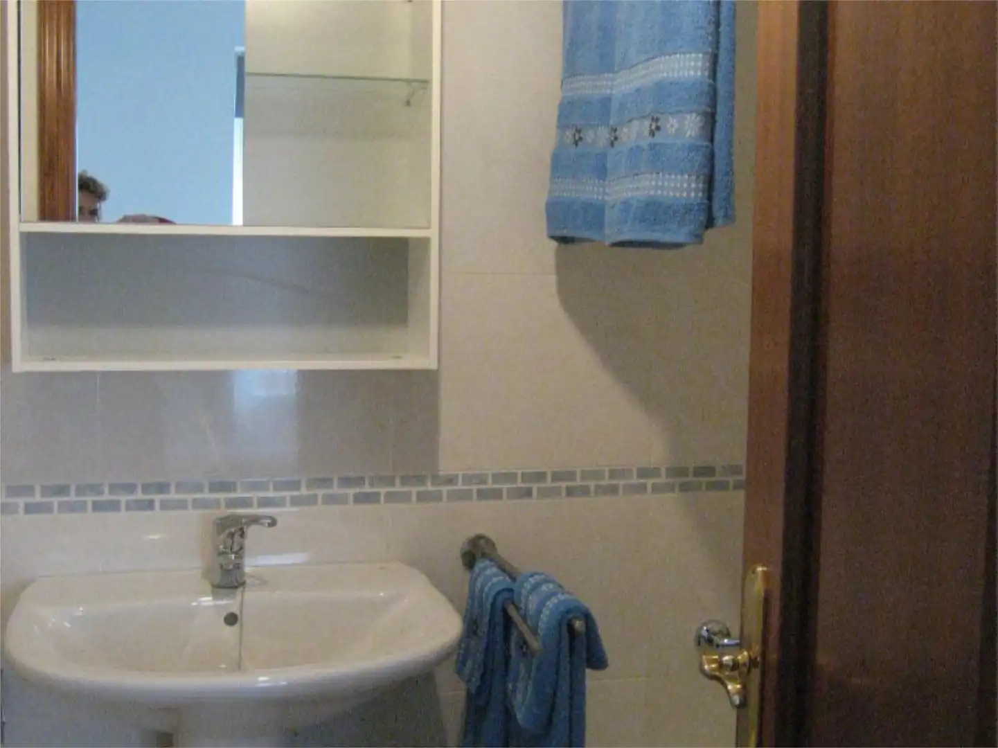Flat for rent in Rúa Coruña, 3, Noia Bathroom of Flat for rent in Noia with Heating, Terrace and Storage room