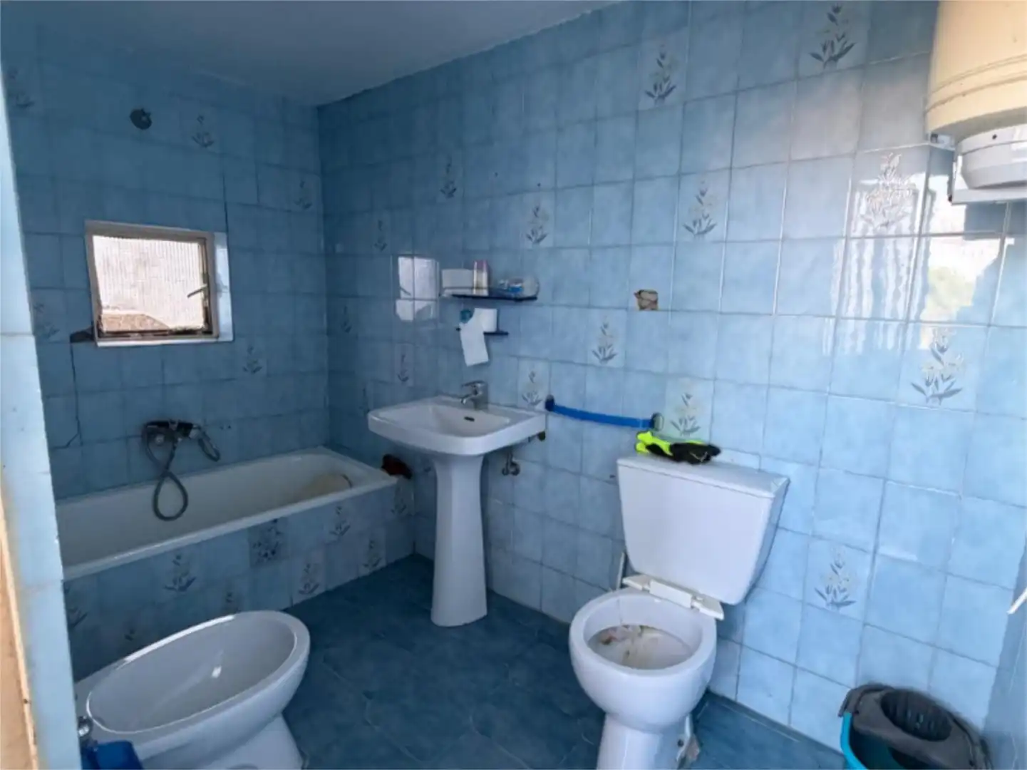 Piso en venta en Calle Serván Tejeda, 43, San Vicente de Alcántara Baño de Piso en venta en San Vicente de Alcántara con Terraza y Balcón