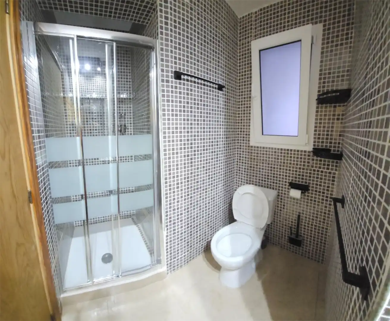 Habitació a Calle Arzobispo Paulo, 1, Este Bany de Pis per a compartir en Mérida