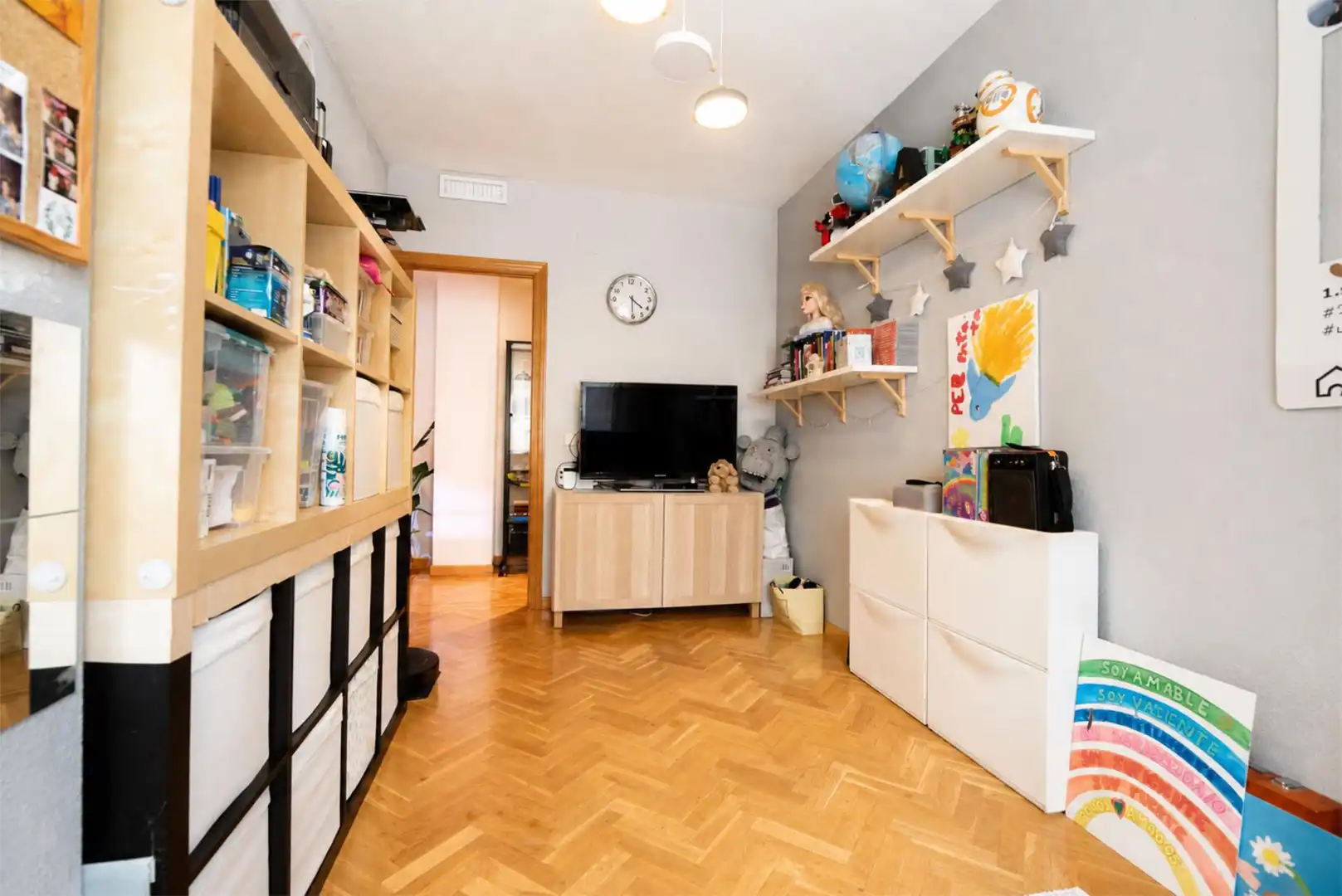 Bedroom of Flat for sale in Boadilla del Monte  with Air Conditioner, Terrace and Swimming Pool