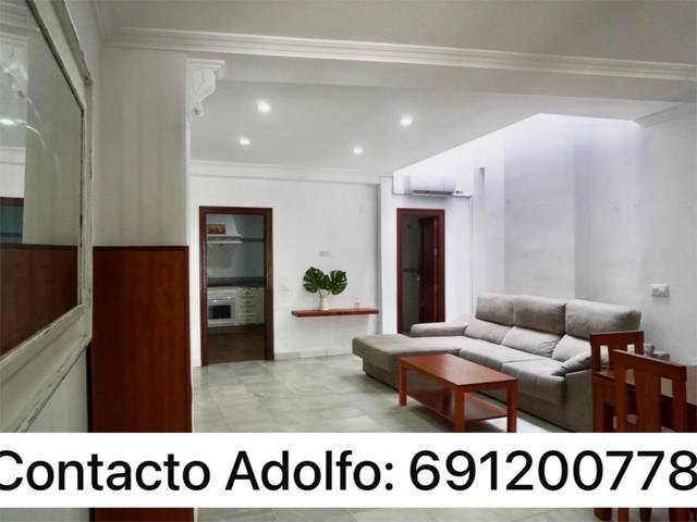 Casa adosada en Venta en Calle Andrés Bernáldez, 13 en Los Palacios y Villafranca
