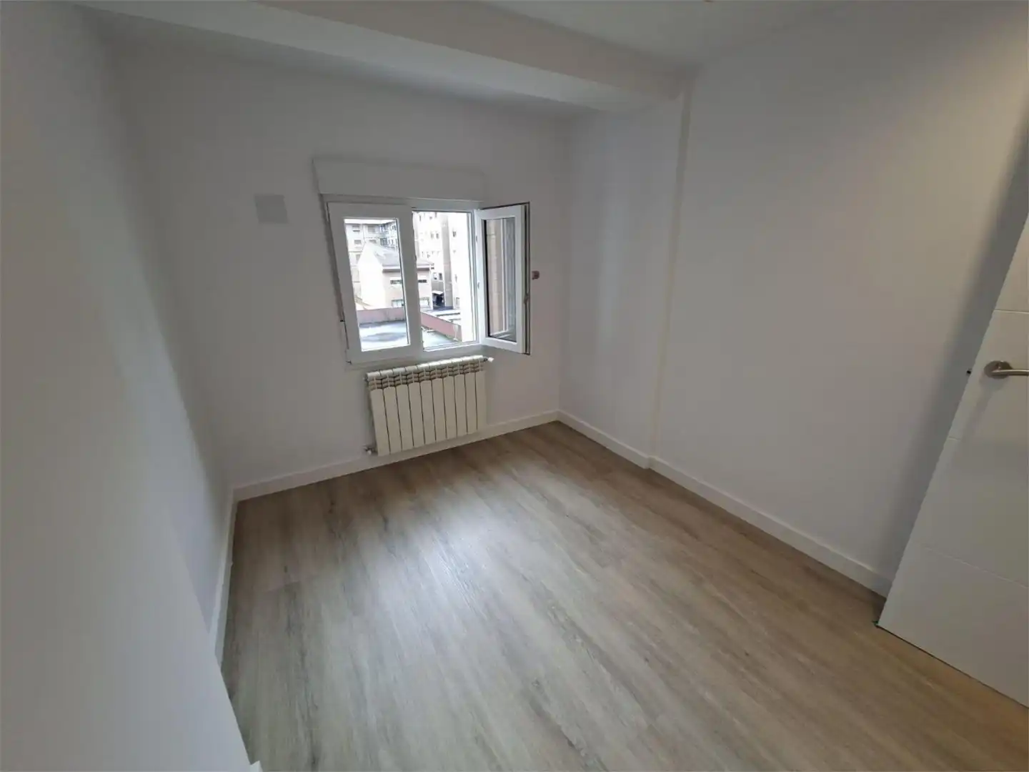 Piso en venta en Calle Don Víctor Quintanar, 6, La Ería Piso en venta en Calle Don Víctor Quintanar, 6, La Ería