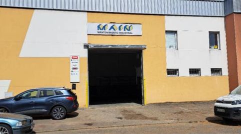 Foto 3 von Fabrikhallen zur Miete in Viella - Granda - Meres, Siero