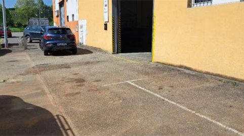 Foto 4 von Fabrikhallen zur Miete in Viella - Granda - Meres, Siero