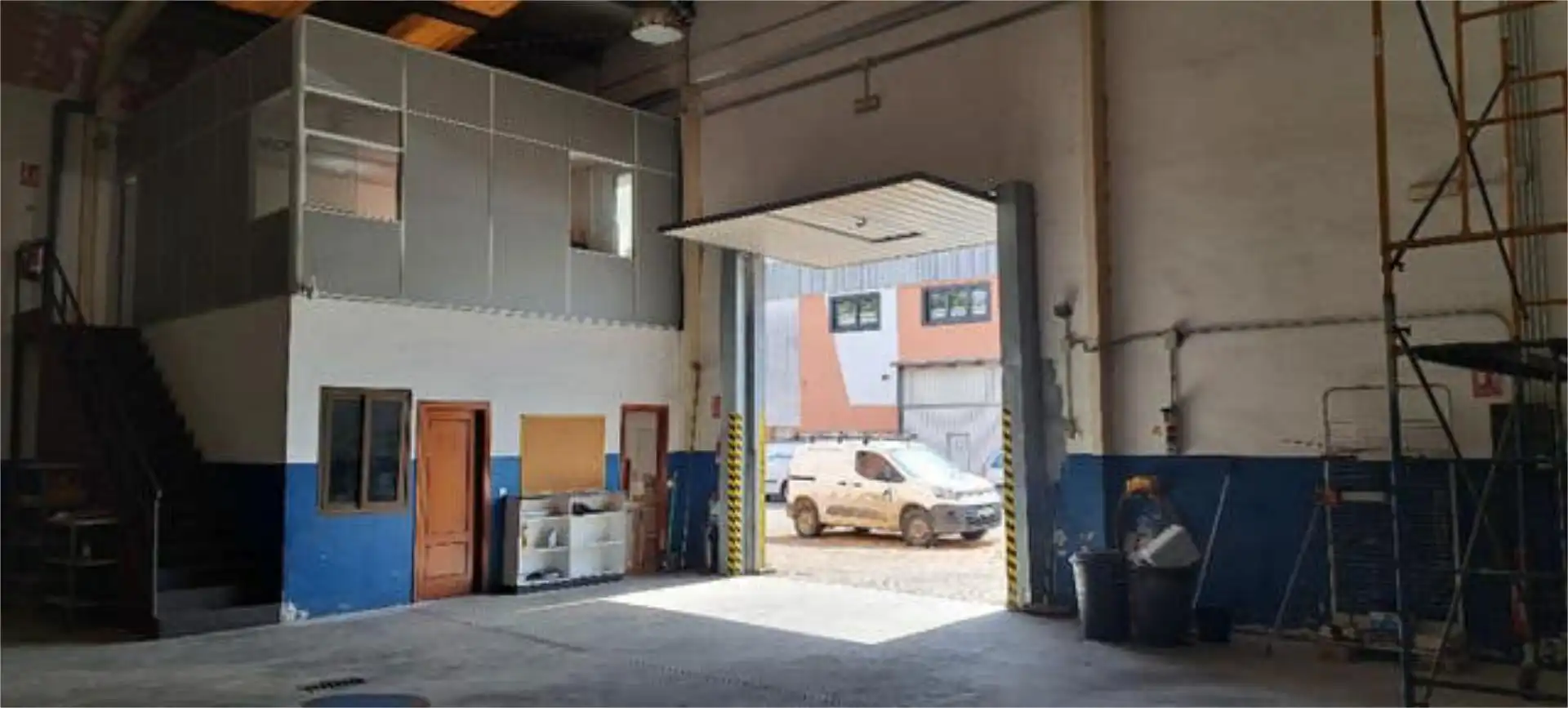 Fabrikhallen zur Miete in Viella - Granda - Meres Fabrikhallen zur Miete in Siero