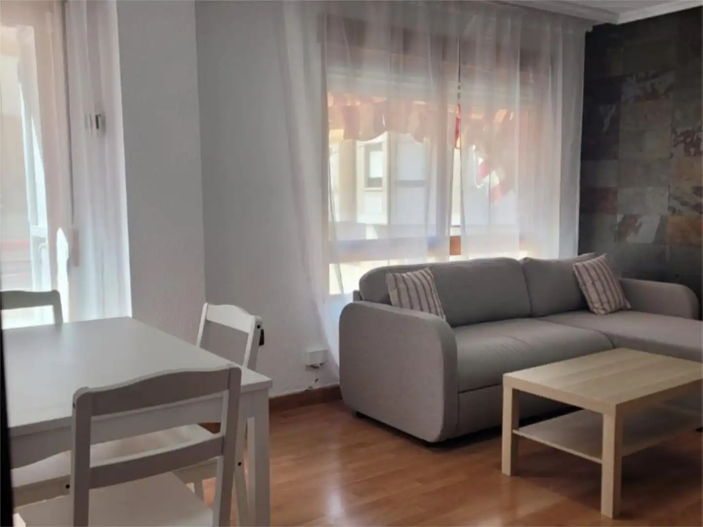 Sala d'estar de Pis de lloguer en Alicante / Alacant amb Aire condicionat, Calefacció i Parquet