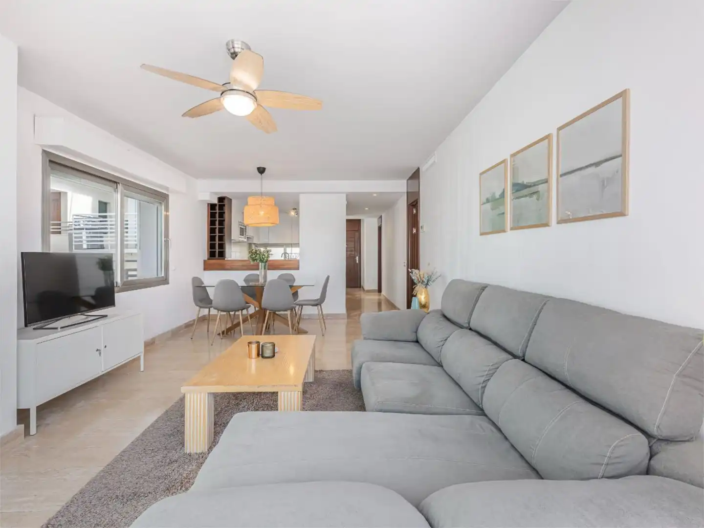 Wohnzimmer von Wohnung zum Verkauf in Mijas mit Klimaanlage, Terrasse und Schwimmbad