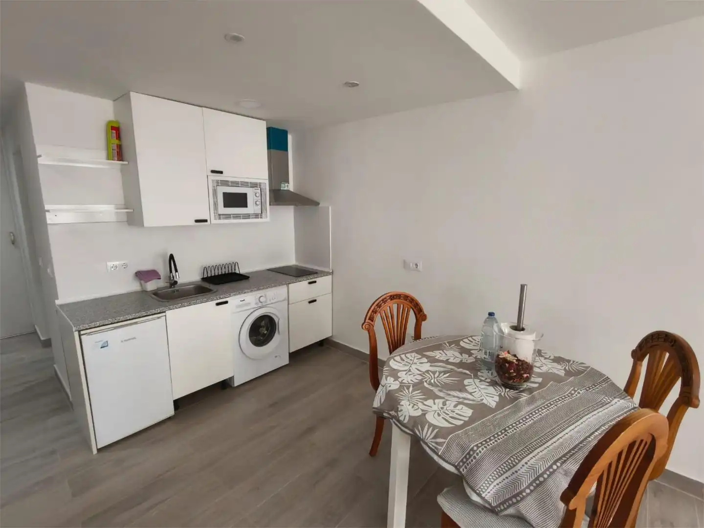 Cocina de Piso de alquiler en Teguise con Jardín privado, Terraza y Piscina