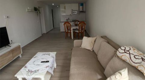 Foto 4 de Piso de alquiler en Avenida de las Palmeras, 28, Costa Teguise, Teguise