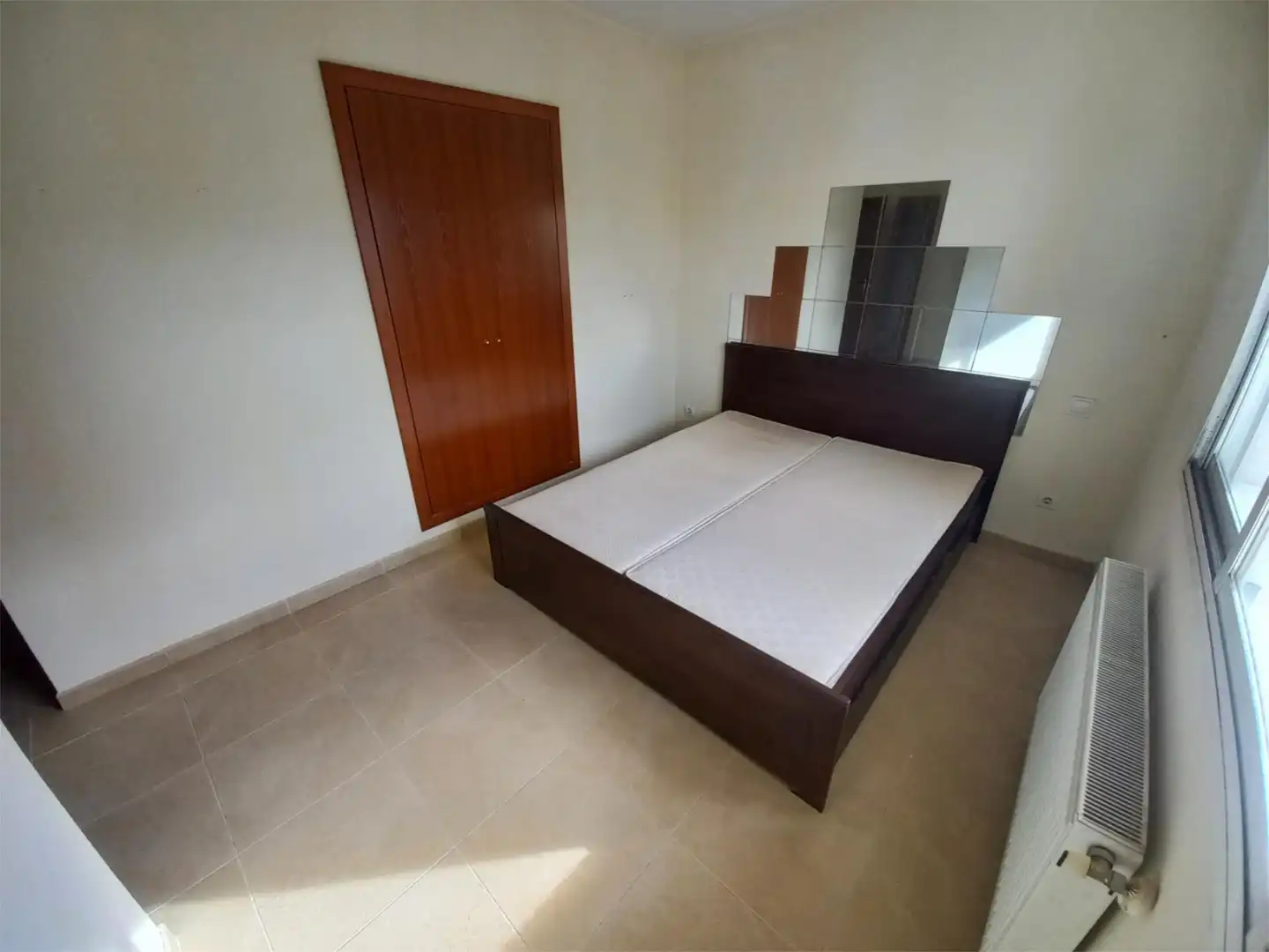 Casa o xalet en venda a Avenida de las Viñuelas, 31, Colmenar del Arroyo Dormitori de Casa o xalet en venda en Colmenar del Arroyo amb Calefacció, Jardí privat i Traster