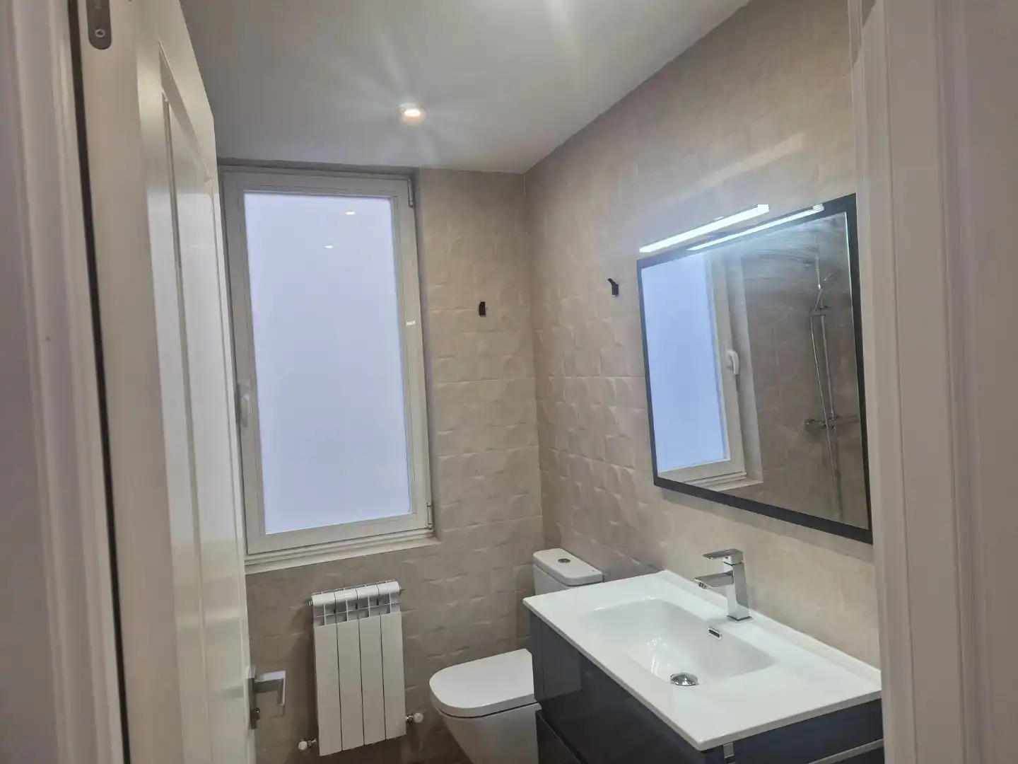 Wohnung zur Miete in Platz de la Fuente, 3, San Vicente - Las Úrsulas Badezimmer von Wohnung zur Miete in Salamanca Capital