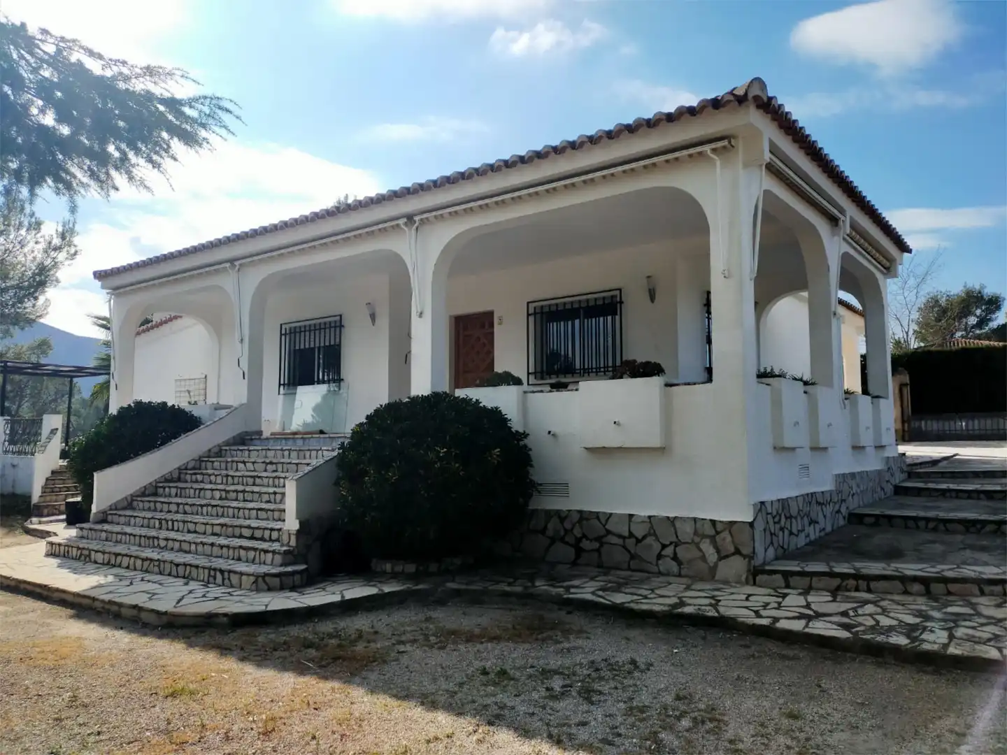 Casa o chalet en venta en Bolvens Pol-18, 124, Xàtiva Vista exterior de Casa o chalet en venta en Xàtiva con Terraza y Piscina