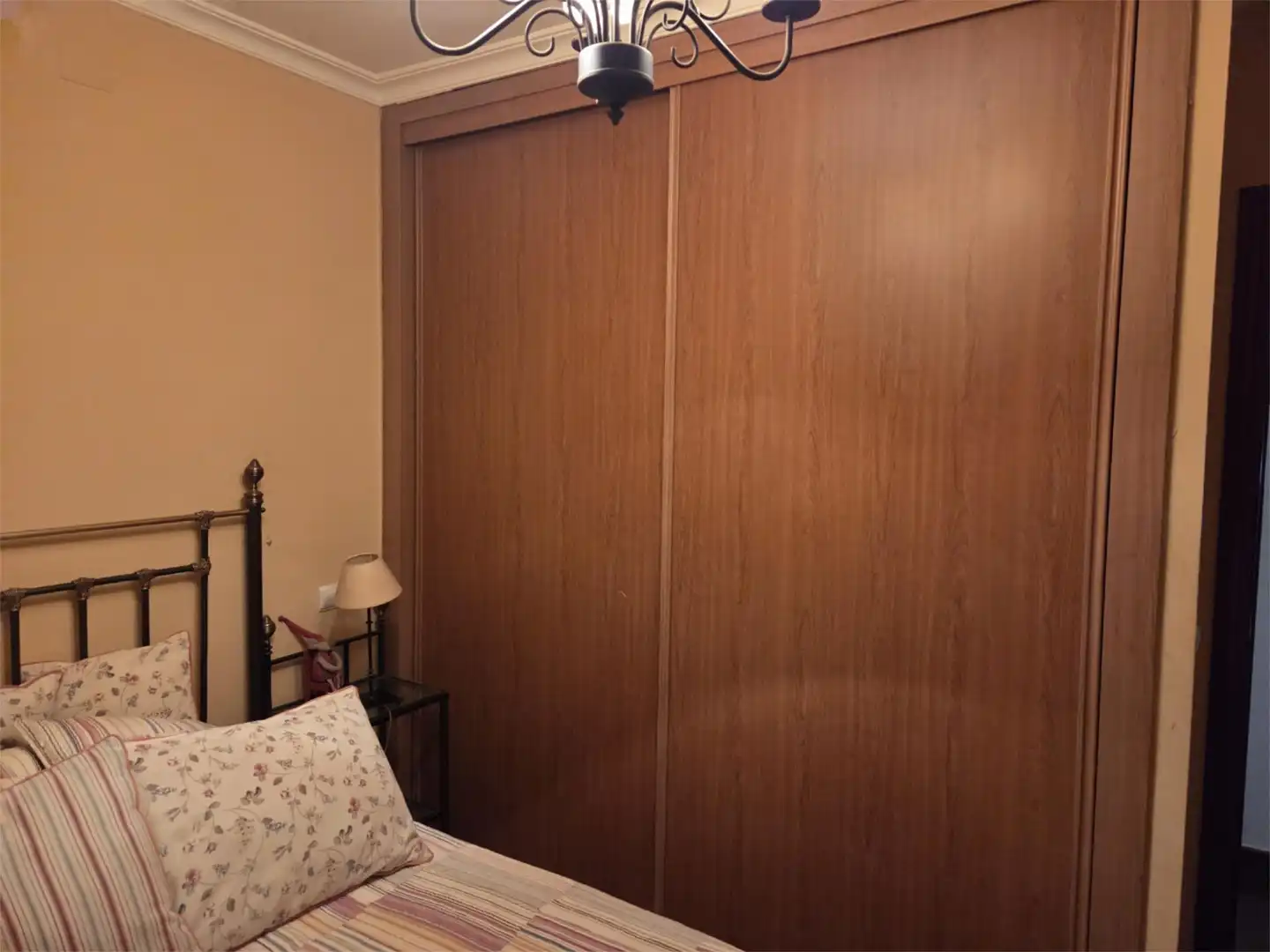 Habitación de Casa adosada en venta en Lobón con Aire acondicionado, Calefacción y Terraza