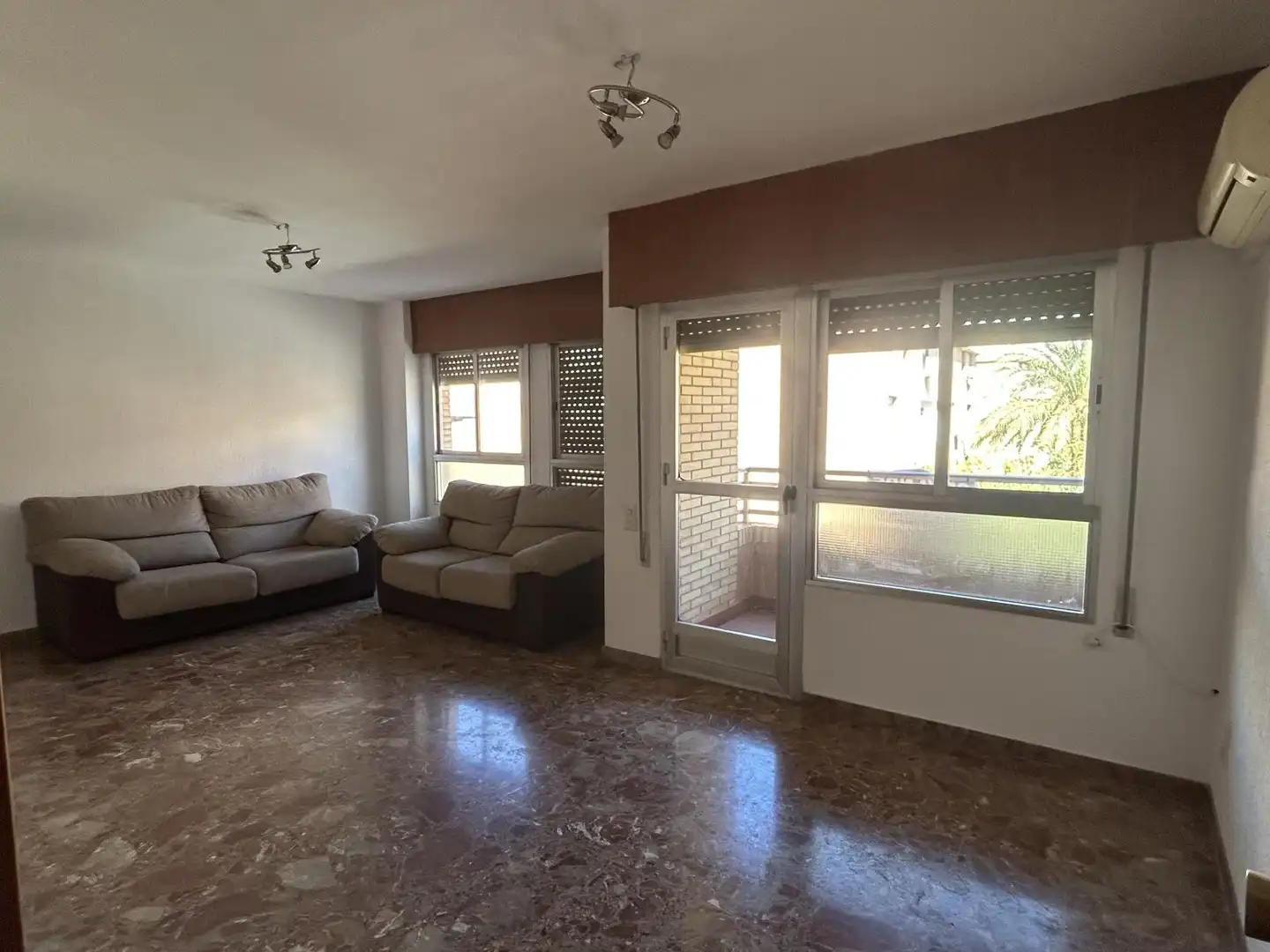 Piso en venta en Avenida de Blas Infante, 74, Nueva Andalucía