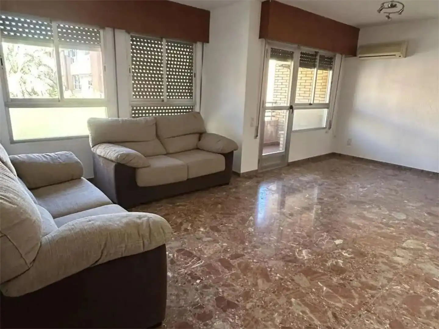 Piso en venta en Avenida de Blas Infante, 74, Nueva Andalucía