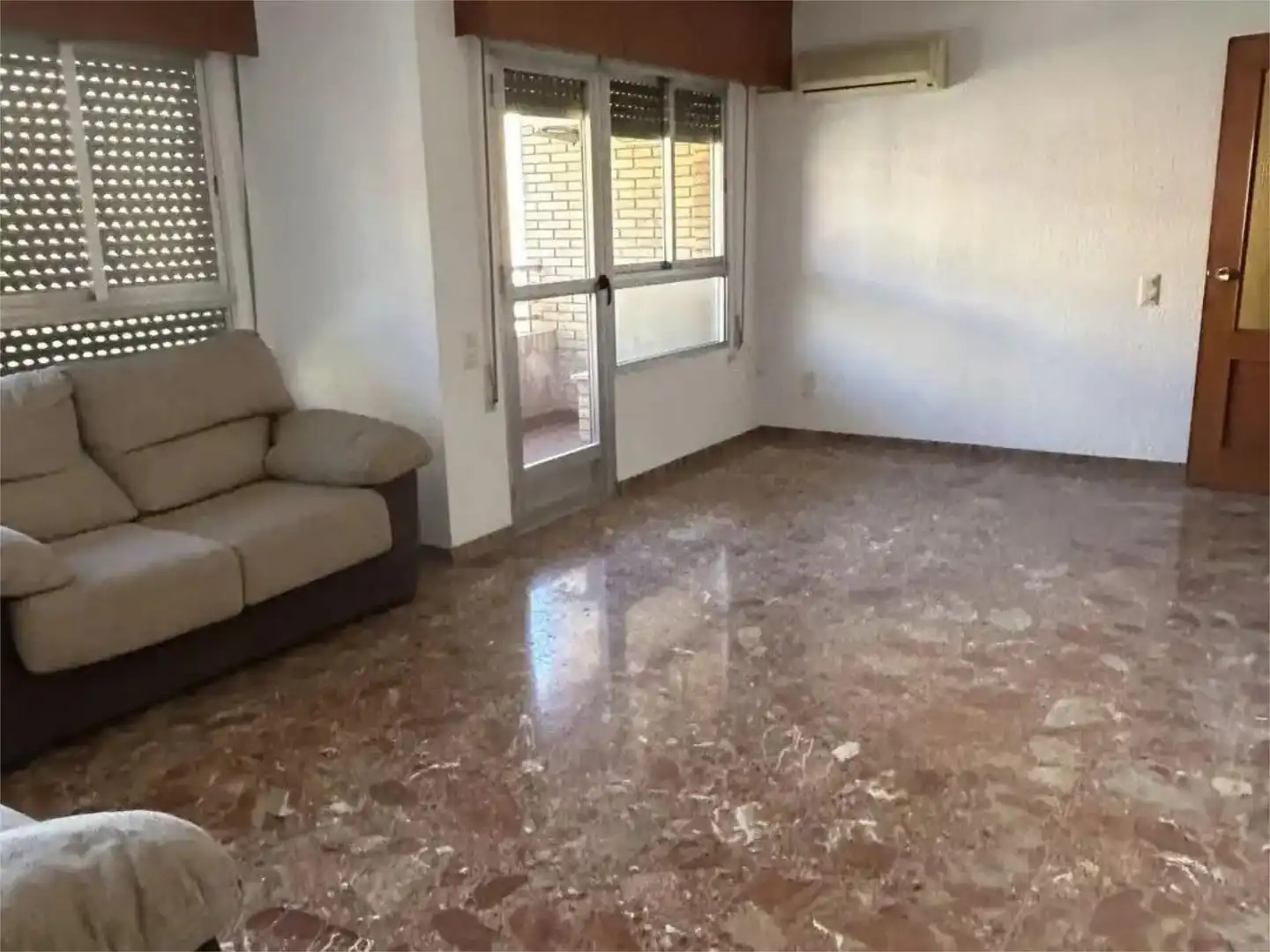 Piso en venta en Avenida de Blas Infante, 74, Nueva Andalucía