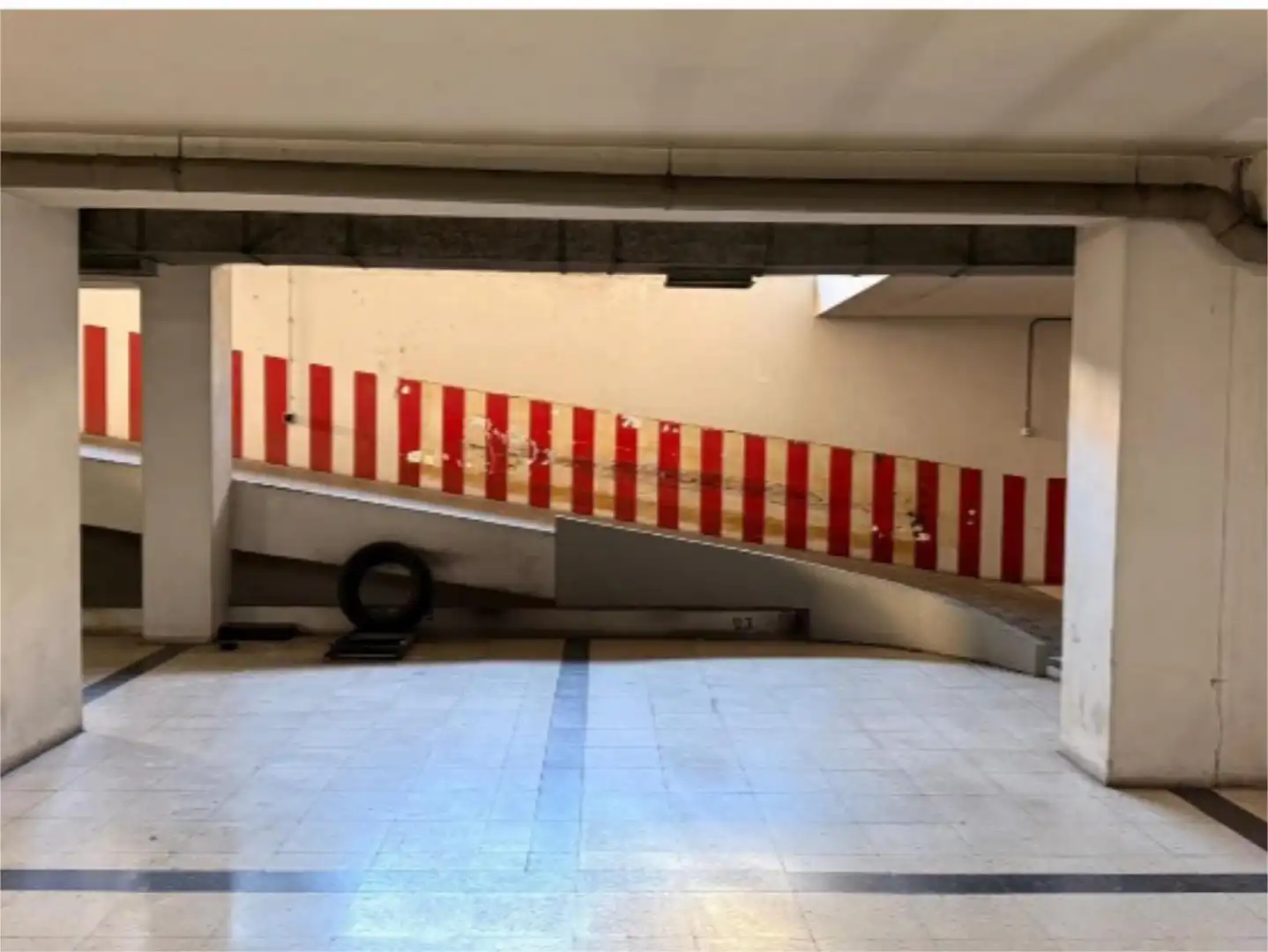 Pis en venda a Plaza Ultramar, 2, Zona Ultramar Aparcament de Pis en venda en Ferrol amb Calefacció, Parquet i Traster