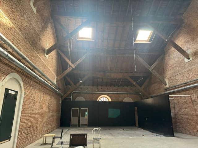 Local comercial en Alquiler en Ciudad de la Comunicación - Arco Ladrillo