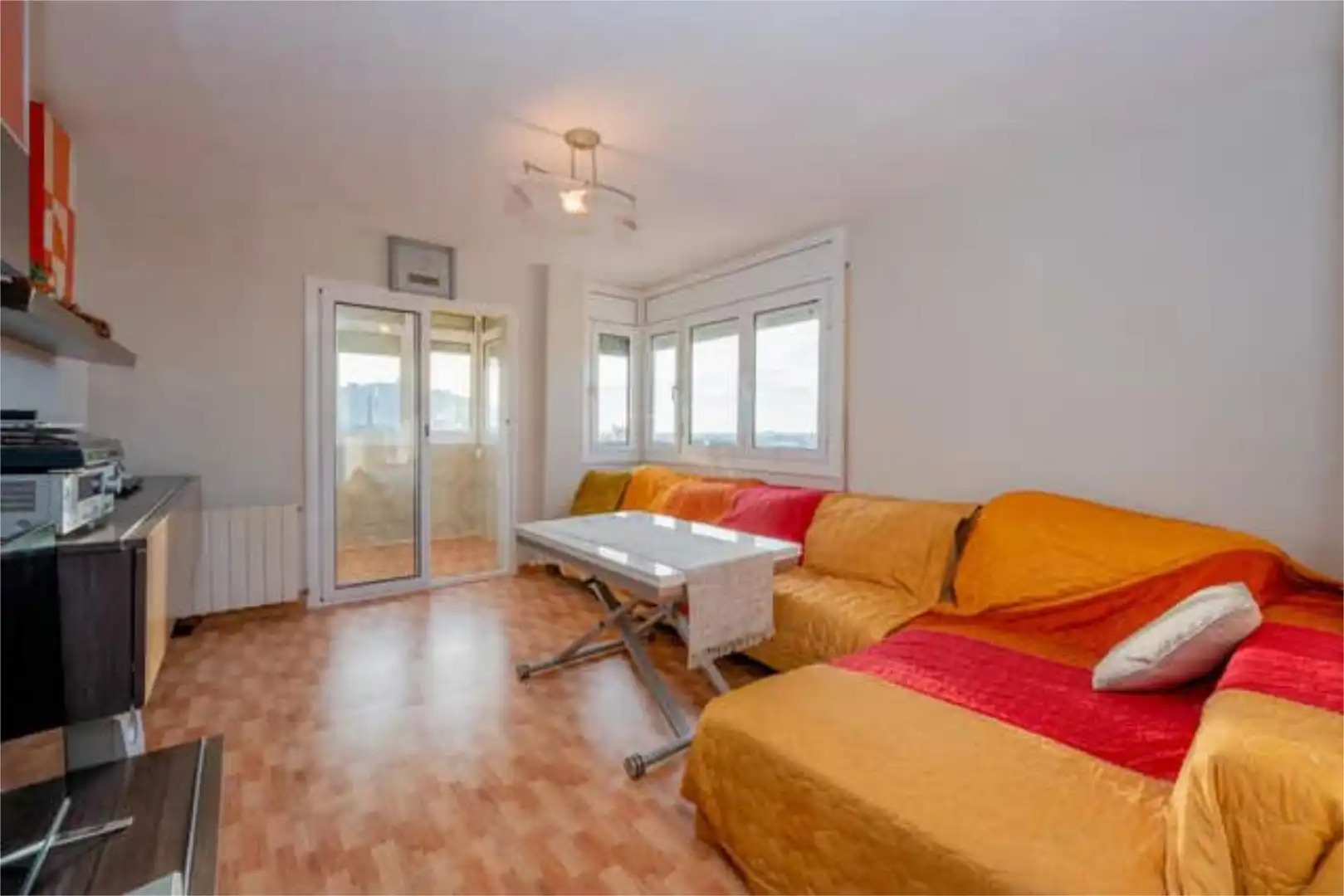 Habitación de Piso en venta en Viladecans con Calefacción, Jardín privado y Terraza