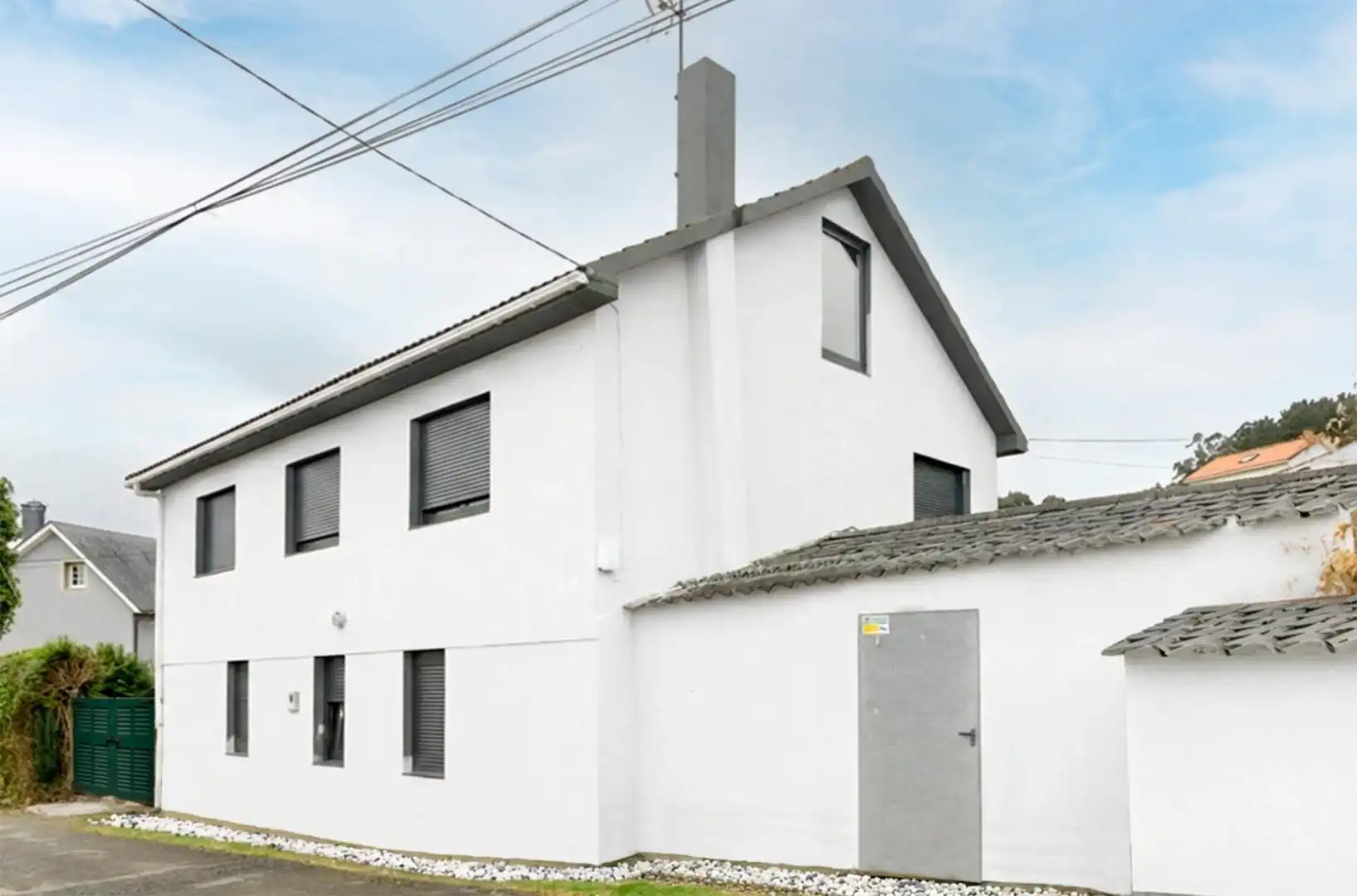Exterior view of Houses for sale in Carballo  with Private garden, Parquet flooring and Furnished