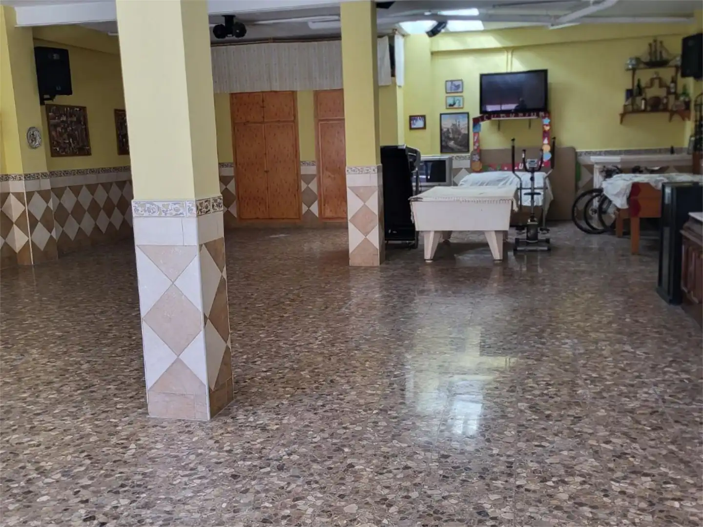 Detached homes for sale in  Sevilla Capital  with Air Conditioner, Terrace and Balcony