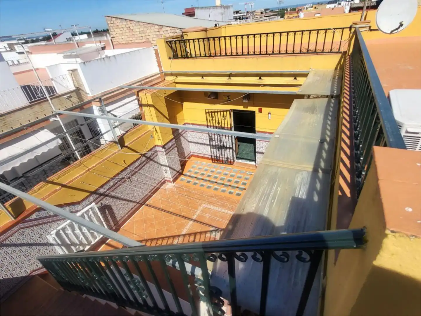 Balcony of Detached homes for sale in  Sevilla Capital  with Air Conditioner, Terrace and Balcony