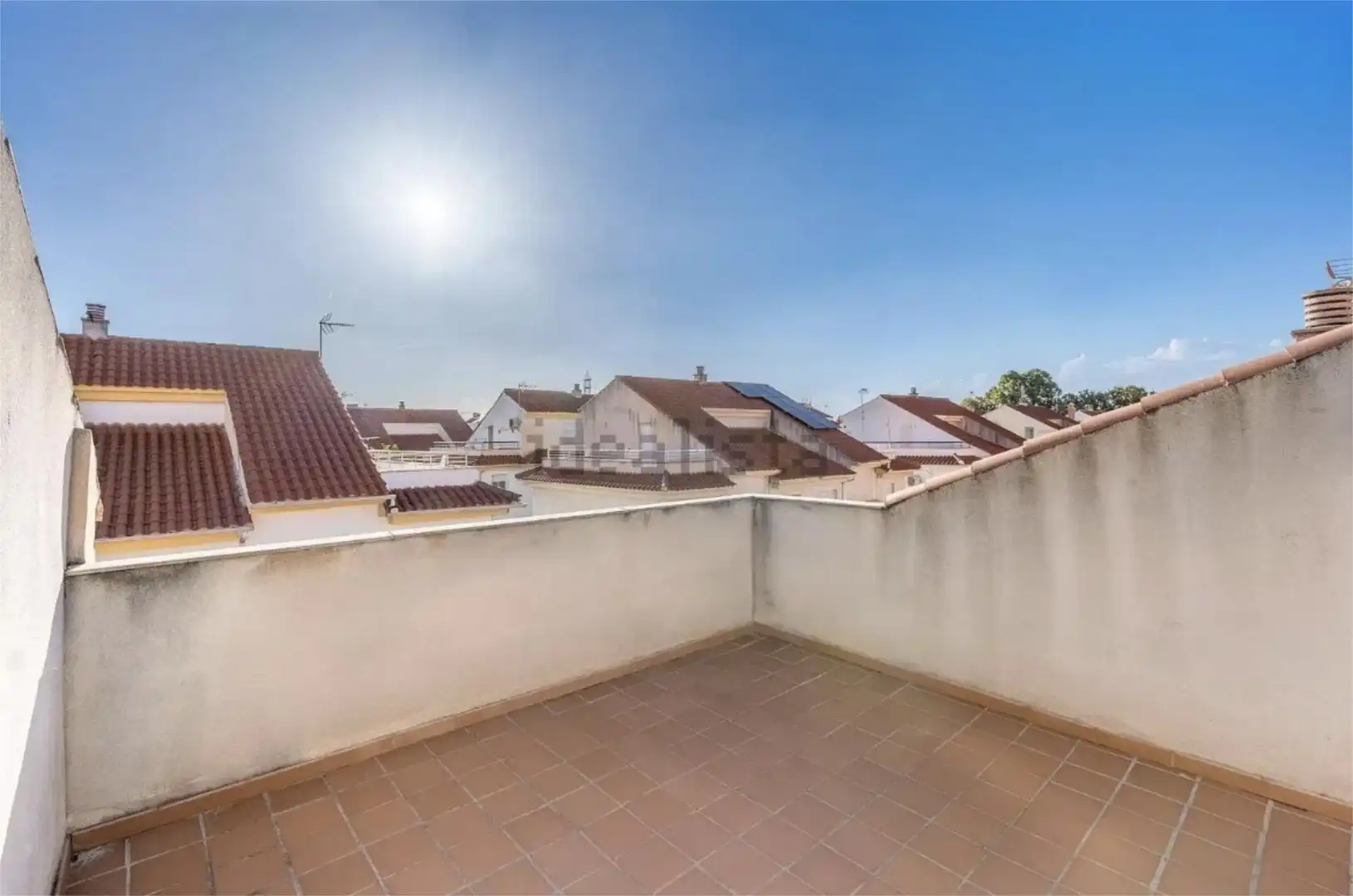 Einfamilien-Reihenhaus zum Verkauf in Calle Santiago Grisolía, 20, San Miguel Terrasse von Einfamilien-Reihenhaus zum Verkauf in Armilla mit Klimaanlage und Balkon