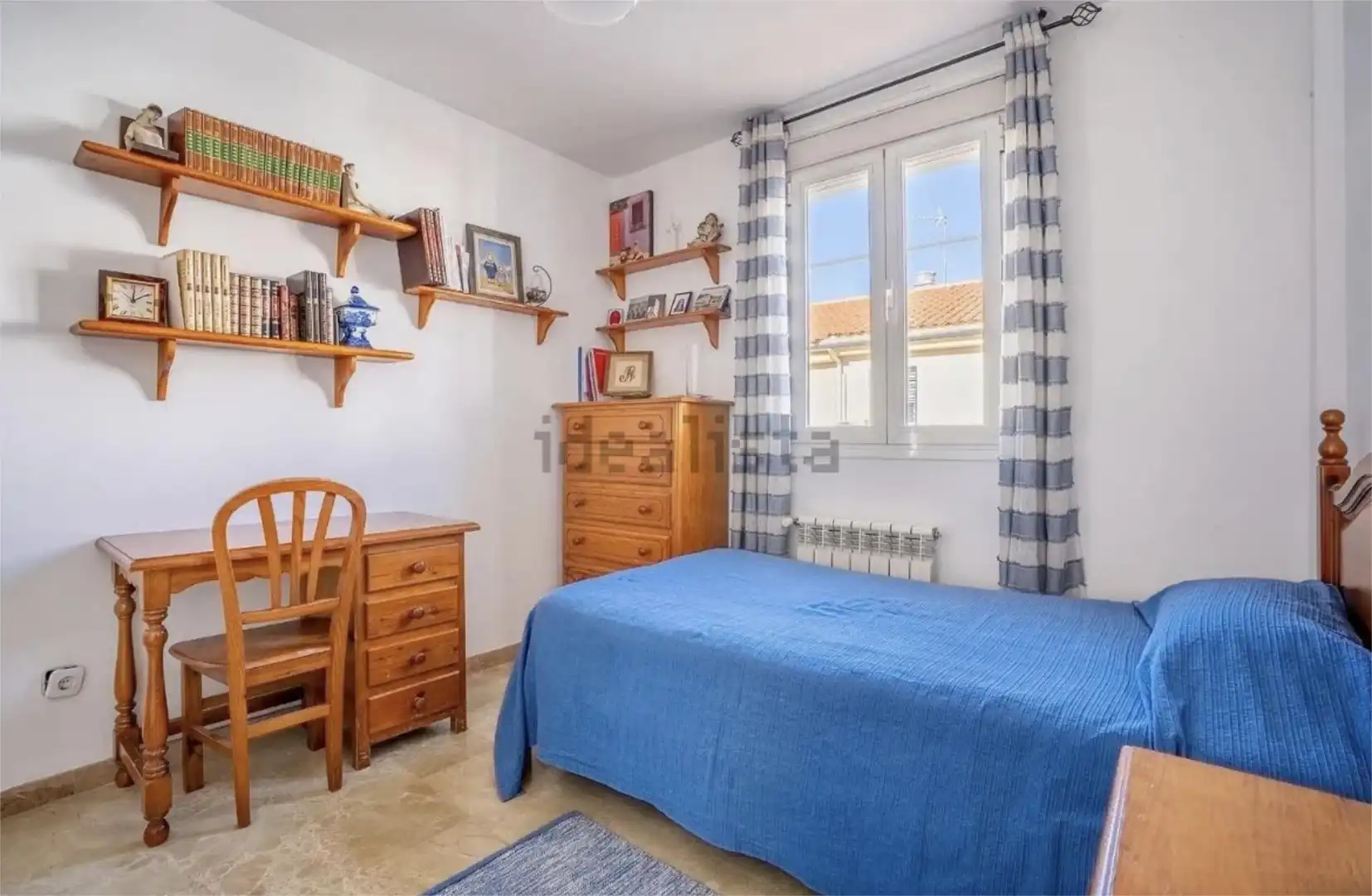 Einfamilien-Reihenhaus zum Verkauf in Calle Santiago Grisolía, 20, San Miguel Schlafzimmer von Einfamilien-Reihenhaus zum Verkauf in Armilla mit Klimaanlage und Balkon