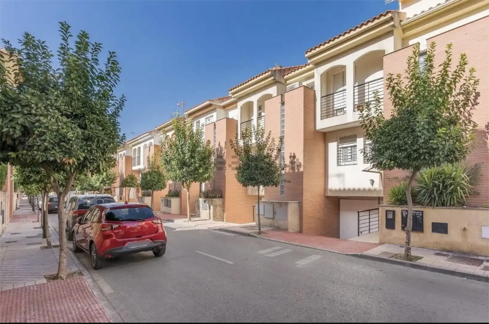 Einfamilien-Reihenhaus zum Verkauf in Calle Santiago Grisolía, 20, San Miguel Außenansicht von Einfamilien-Reihenhaus zum Verkauf in Armilla mit Klimaanlage und Balkon