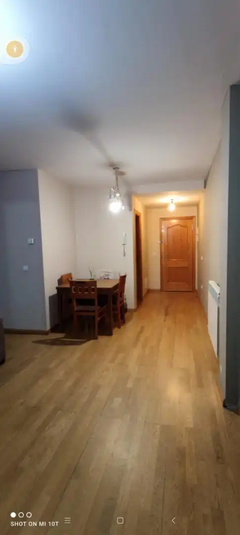Wohnung zum Verkauf in Espirdo mit Heizung, Terrasse und Abstellraum