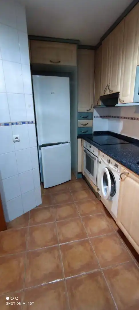 Küche von Wohnung zum Verkauf in Espirdo mit Heizung, Terrasse und Abstellraum