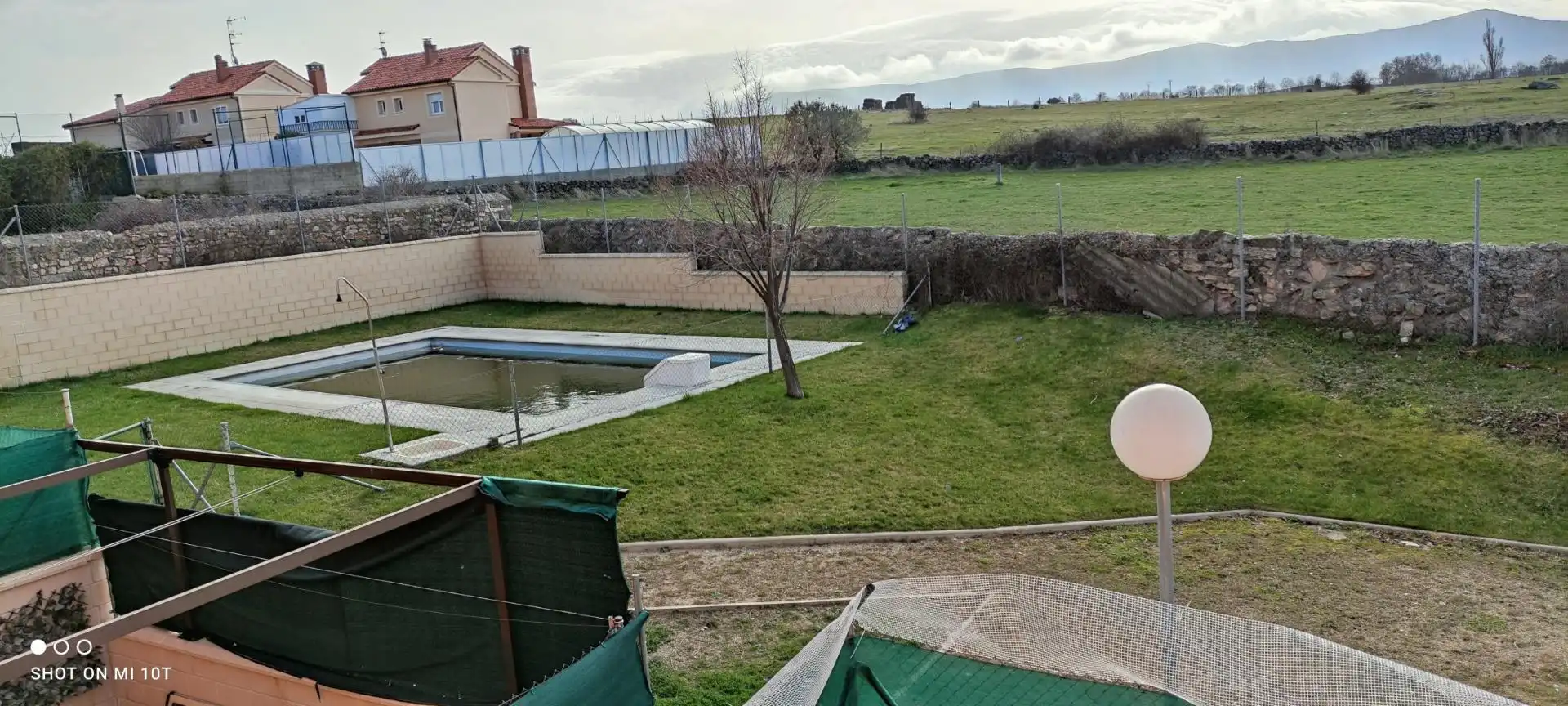 Schwimmbecken von Wohnung zum Verkauf in Espirdo mit Heizung, Terrasse und Abstellraum