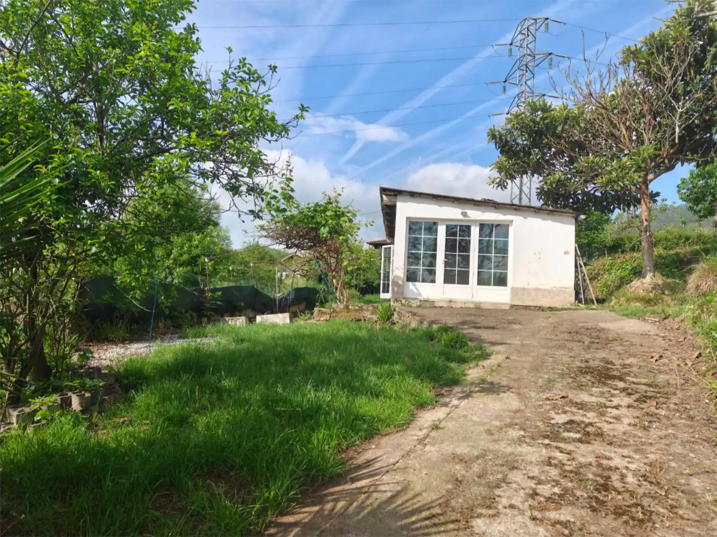 Flat for sale in Lugar Villarin, 4, San Claudio - Trubia - Las Caldas Flat for sale in Oviedo with Private garden and Terrace
