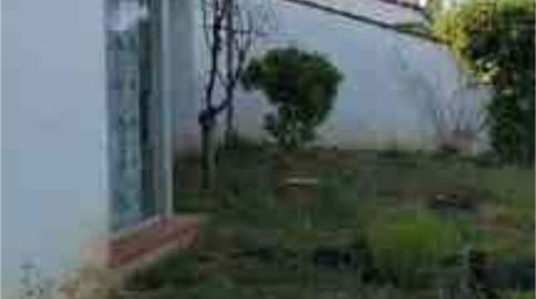 Foto 2 von Einfamilien-Reihenhaus zum Verkauf in Valdecaballeros, Badajoz