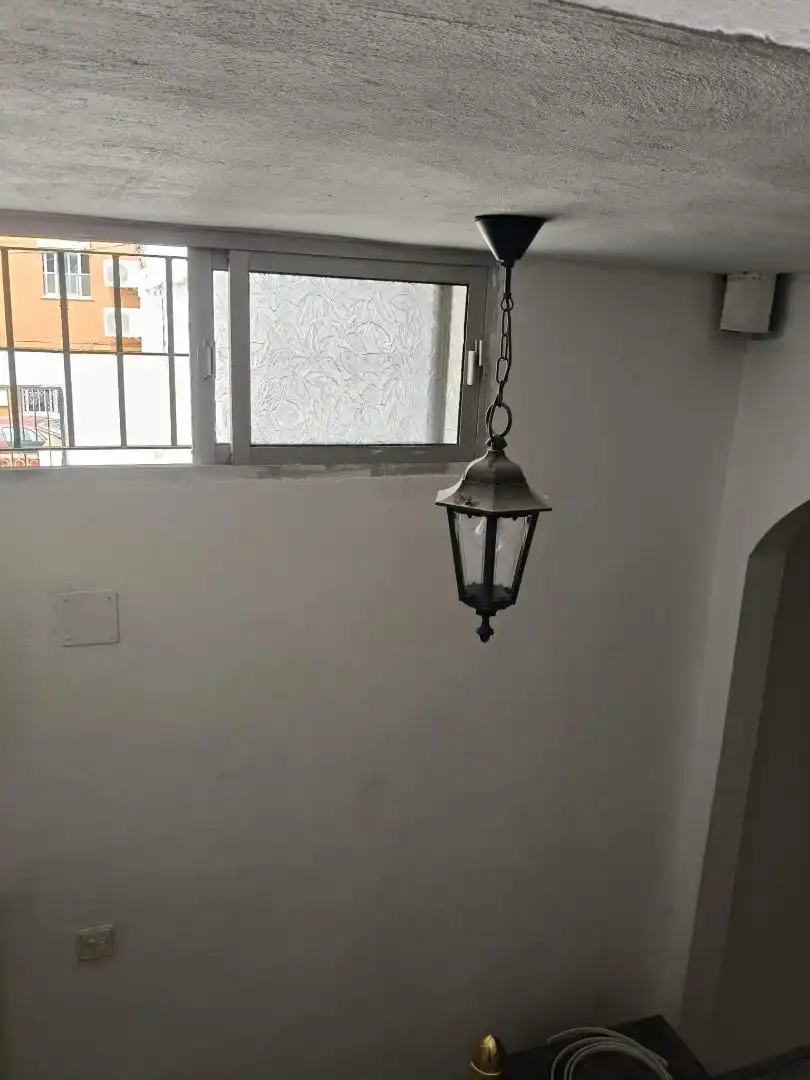 Casa adosada en venta en Calle Nazaret, 36, San Bernabé Terraza de Casa adosada en venta en Algeciras con Calefacción, Terraza y Amueblado