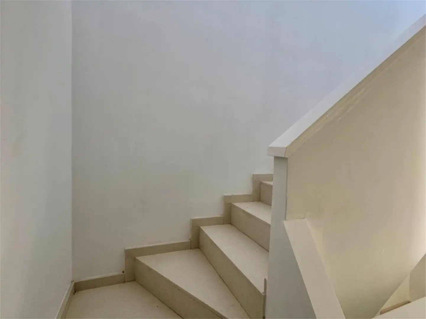 Wohnung zum Verkauf in Plaza de los Pueblos, 5, Nuevo Centro Wohnung zum Verkauf in Sagunto / Sagunt mit Klimaanlage, Heizung und Privatgarten